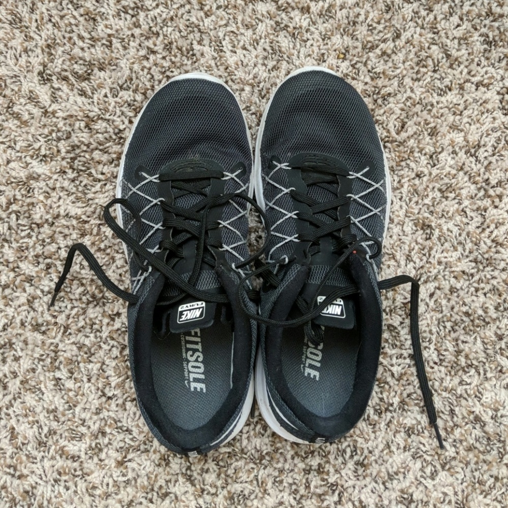 Nike Fury 2 Running Shoes